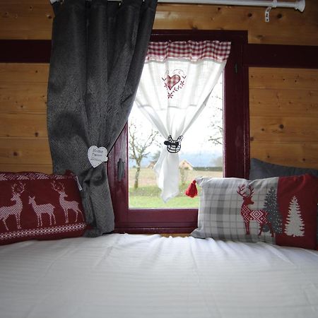 La Roulotte Belle Fleur Hotel Saint-Nabord Екстериор снимка